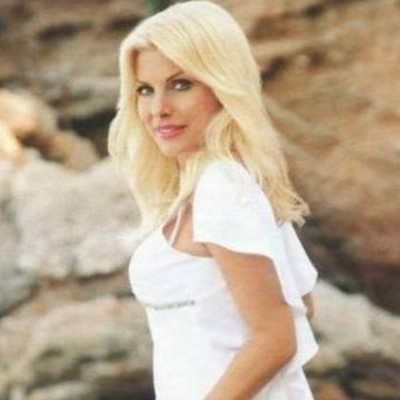 Το ξέσπασμα της Μενεγάκη: «Έκανα λάθος. Αυτό, λοιπόν, θα το πληρώνω μέχρι το τέλος της ζωής μου;»