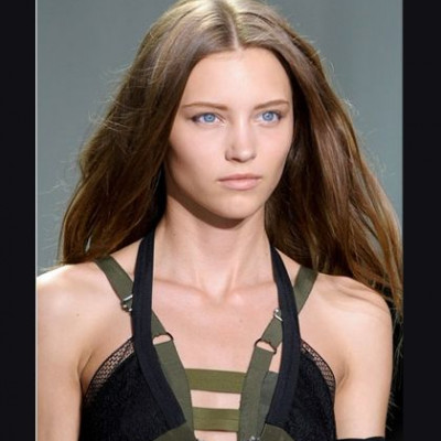 4 tips για υγιή, λαμπερά μαλλιά