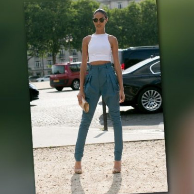 Joan Smalls: το cropped top στα καλύτερά του