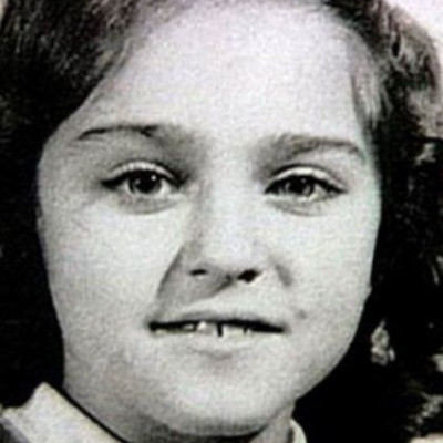 Αναγνωρίζετε το όμορφο κοριτσάκι; Σήμερα είναι μία από τις πιο ακριβοπληρωμένες star!