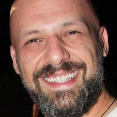 Νίκος Μουτσινάς: «Φίλος είναι αυτός που μπορεί να χαρεί με την χαρά σου το οποίο είναι πολυτέλεια»