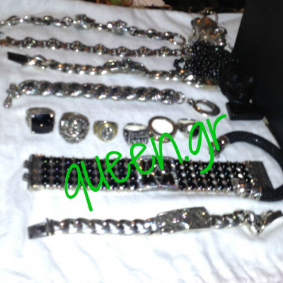 Quiz : to which Footballer do these belong ????