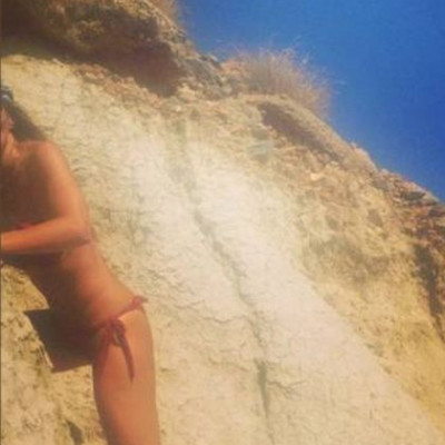 Η Ελληνίδα μάνα κάνει αναρρίχηση στα βουνά της Κρήτης!