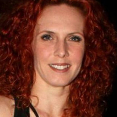 Εβελίνα Παπούλια: Τι λέει για τους «Δύο ξένους»;