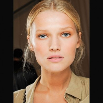 Highlighter: 4 σημεία-κλειδί για υπέροχη λάμψη!