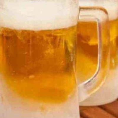 Πώς να παγώσετε σε τρία λεπτά τις μπύρες και τα αναψυκτικά σας