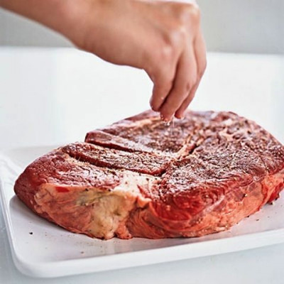 Το μεγάλο λάθος που κάνουμε στο μαρινάρισμα των κρεάτων