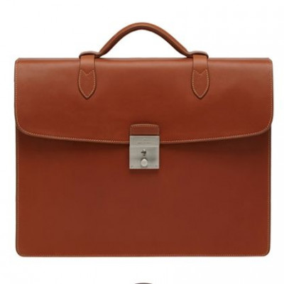 Η Mulberry λανσάρει τον πιο cool και chic χαρτοφύλακα!