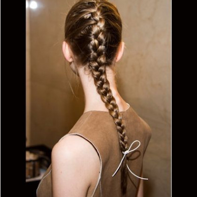 Βήμα βήμα: Η τέλεια γαλλική πλεξούδα