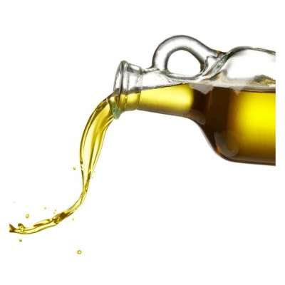 Σας έπεσε λάδι στο πάτωμα; Δεν χρειάζεται σφουγγάρισμα για να το καθαρίσετε