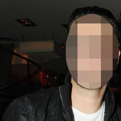 Πρώην μοντέλο αποκαλύπτει ότι τον βοηθάει οικονομικά η μητέρα του