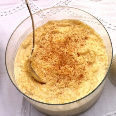 Κρεμώδες και μοσχομυριστό ρυζόγαλο με άρωμα πορτοκάλι