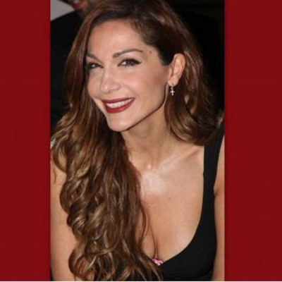 Η Βανδή φωτογραφίζεται μ' ένα πουλόβερ και… με τις γόβες της «βάζοντας φωτιά» στο instagram!