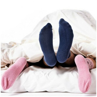 Φορέστε κάλτσες στο sex και η λίμπιντο θα... καλπάσει