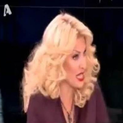 Αποκάλεσε on air την Μενεγάκη: «Βρε, γλυκό μου μωρό»! Δείτε την αντίδρασή της!