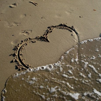 Ήμασταν μαζί 7,5 χρόνια και με χώρισε επειδή πνιγόταν στη σχέση μας. Τι να κάνω; Θα είμαστε μαζί και πάλι κάποια στιγμή;