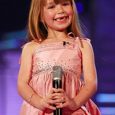 Somewhere over the Rainbow ~ Connie Talbot ( Britain's got talent 6 year old amazing girl )