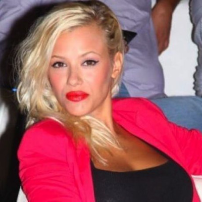 Συντετριμμένη η Λάουρα Νάργες. “Έφυγε” από τη ζωή ο πατέρας της.