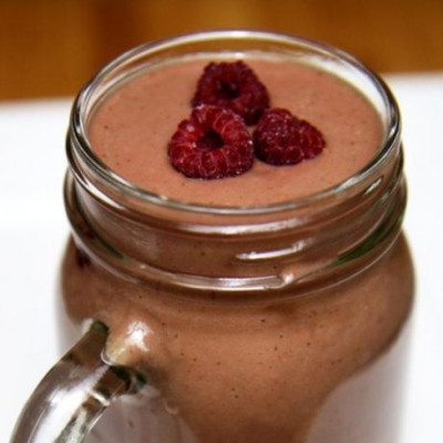 Πιείτε το και χάστε κιλά: Πεντανόστιμο smoothie με αχλάδι και raspberries