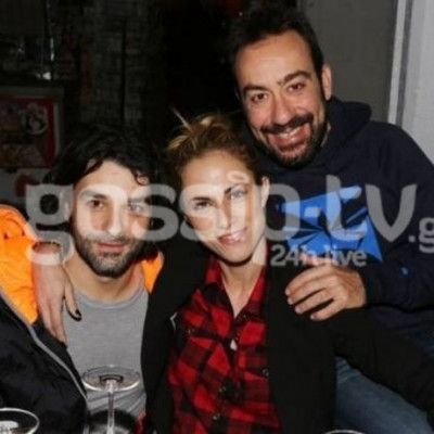 Ο θίασος του «Αθηνά» περνάει καλά και εκτός θεάτρου