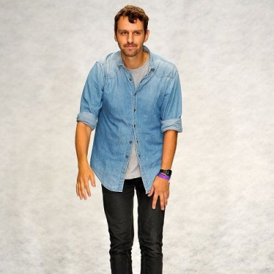 O Marios Schwab στα studio του Maison Martin Margiela;