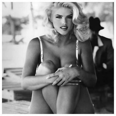 Δείτε την κόρη της Anna Nicole Smith 6 χρόνια μετά το θάνατό της μαμάς της