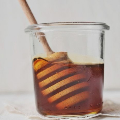 Φτιάξτο μόνη σου: Serum για τα χείλη με μέλι!