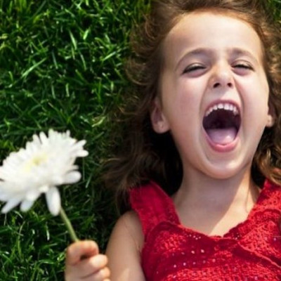 Τι χρειάζονται πραγματικά τα παιδιά μας για να είναι ευτυχισμένα;