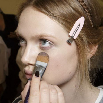 Πώς θα σβήσετε τους μαύρους κύκλους