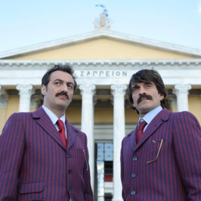 Σταματήστε να ανησυχείτε για όλα, επιτέλους. Απολαύστε ένα Pimm’s Fizz με τους φίλους σας!