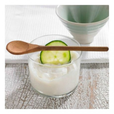 Ενυδατώστε το πρόσωπό σας με βούτυρο κα αγγούρι