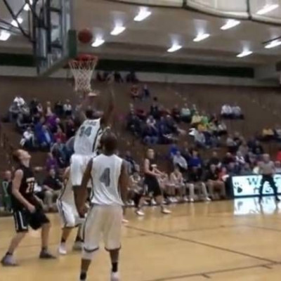 Αυτό είναι το πιο... κουφό καλάθι της χρονιάς (Video)