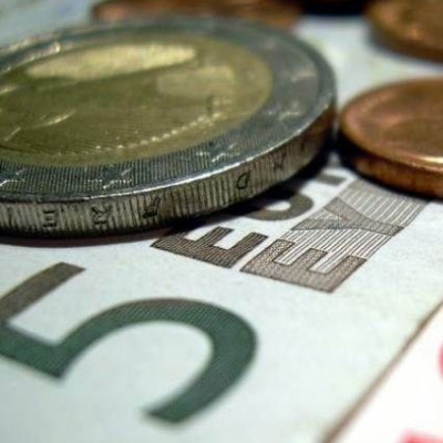 Σε ποια χώρα της Ευρώπης ο κατώτατος μισθός είναι... 1.874 ευρώ;