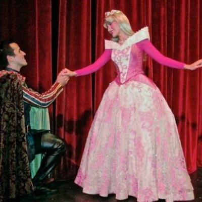 Το σκληρό πρόσωπο της Disney: Μία πρώην πριγκίπισσα αποκαλύπτει την ωμή πραγματικότητα