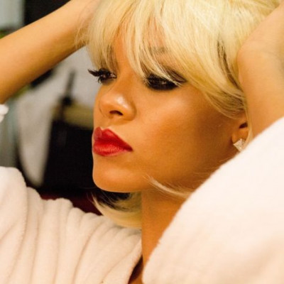 Ποιο είναι το αγαπημένο προϊόν μακιγιάζ της Rihanna;