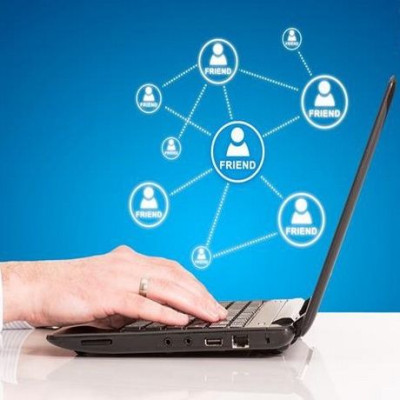 Πρόβλεψη γάμου από το Facebook!