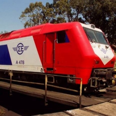 EKTAKTO:Τηλεφώνημα για βόμβα ακινητοποίησε αμαξοστοιχία του ΟΣΕ