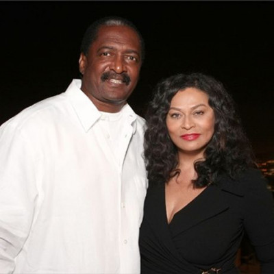 O πατέρας της Beyonce χρωστά $32,000 για τη διατροφή του εξώγαμου γιου του