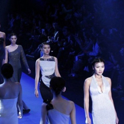 Η απάνθρωπη ζωή ενός μοντέλου στην Κίνα: Kατάθλιψη, λιμοκτονία και αυτοκοτονίες