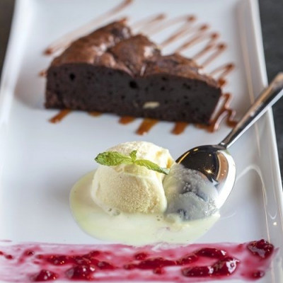 Κέικ πλούσιο σε σοκολάτα