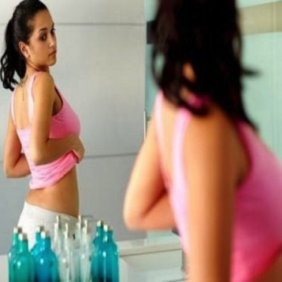 Έξυπνα tips για να δείχνω πιο αδύνατη μετά τη γέννα!