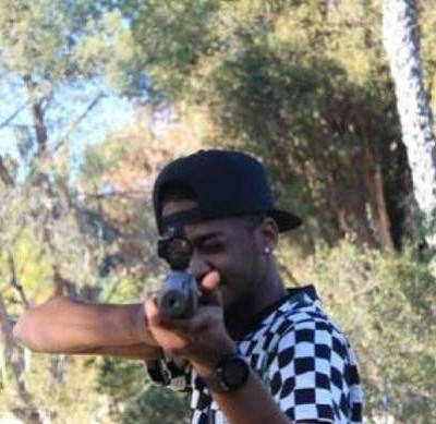 «Εκατό retweets και θα πυροβολήσω κάποιον»