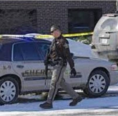 Σκότωσε το φίλο της κόρης του (βίντεο)