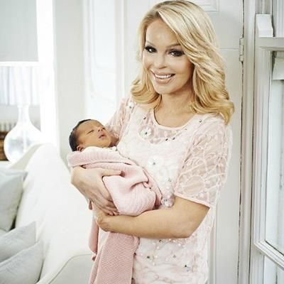 H παρουσιάστρια Katie Piper που  παραμορφώθηκε από οξύ έγινε μαμά