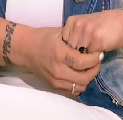 Πηνελόπη Αναστασοπούλου: Παντρεύτηκε κρυφά; Γιατί έκρυβε το δαχτυλίδι της;