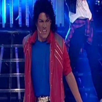 Άρης Πλασκασοβίτης: Καταχειροκροτήθηκε ως Michael Jackson