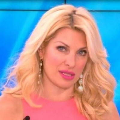 Μενεγάκη:«Με φέρνετε σε δύσκολη θέση.Η Κατερίνα απουσιάζει για σοβαρό προσωπικό της θέμα»!