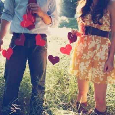 Πώς βλέπει τη σχέση σας; 9 σημάδια ότι είσαι η ΜΙΑ για εκείνον