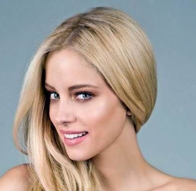 Η Δούκισσα Νομικού πήρε το πτυχίο της – Η συγκίνηση των γονιών της