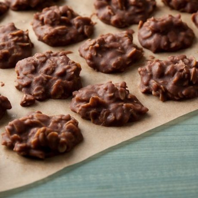 Μαλακά και πεντανόστιμα cookies με κακάο και Quaker σε 3 λεπτά -χωρίς ψήσιμο!